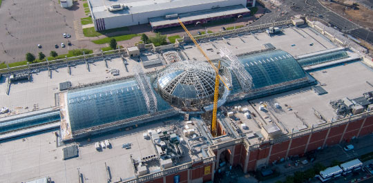 Glass installation platform used at Barton Square Manchester for Vinci UK 